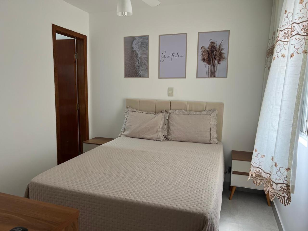 Beleza De Apartamento 300 Metros Da Praia กัวรูจา ภายนอก รูปภาพ